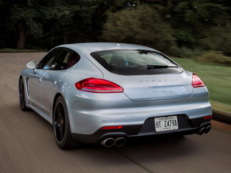  Porsche Panamera 4S 2013 года  (US) (фото 4 из 8)